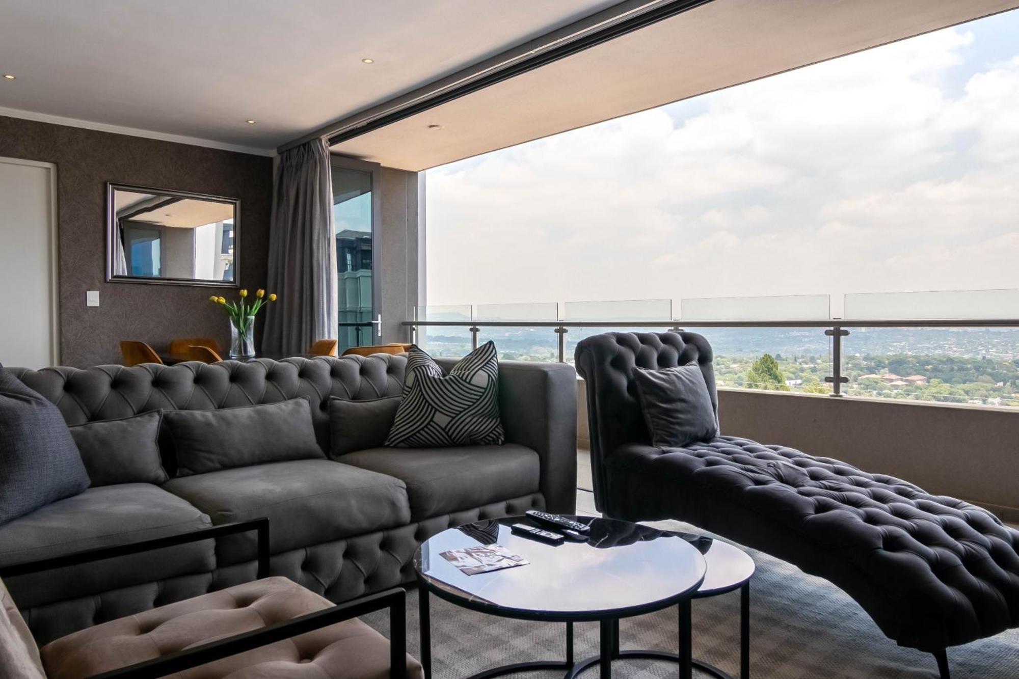 Cgrsa Apartments Sandton Johannesburg Buitenkant foto