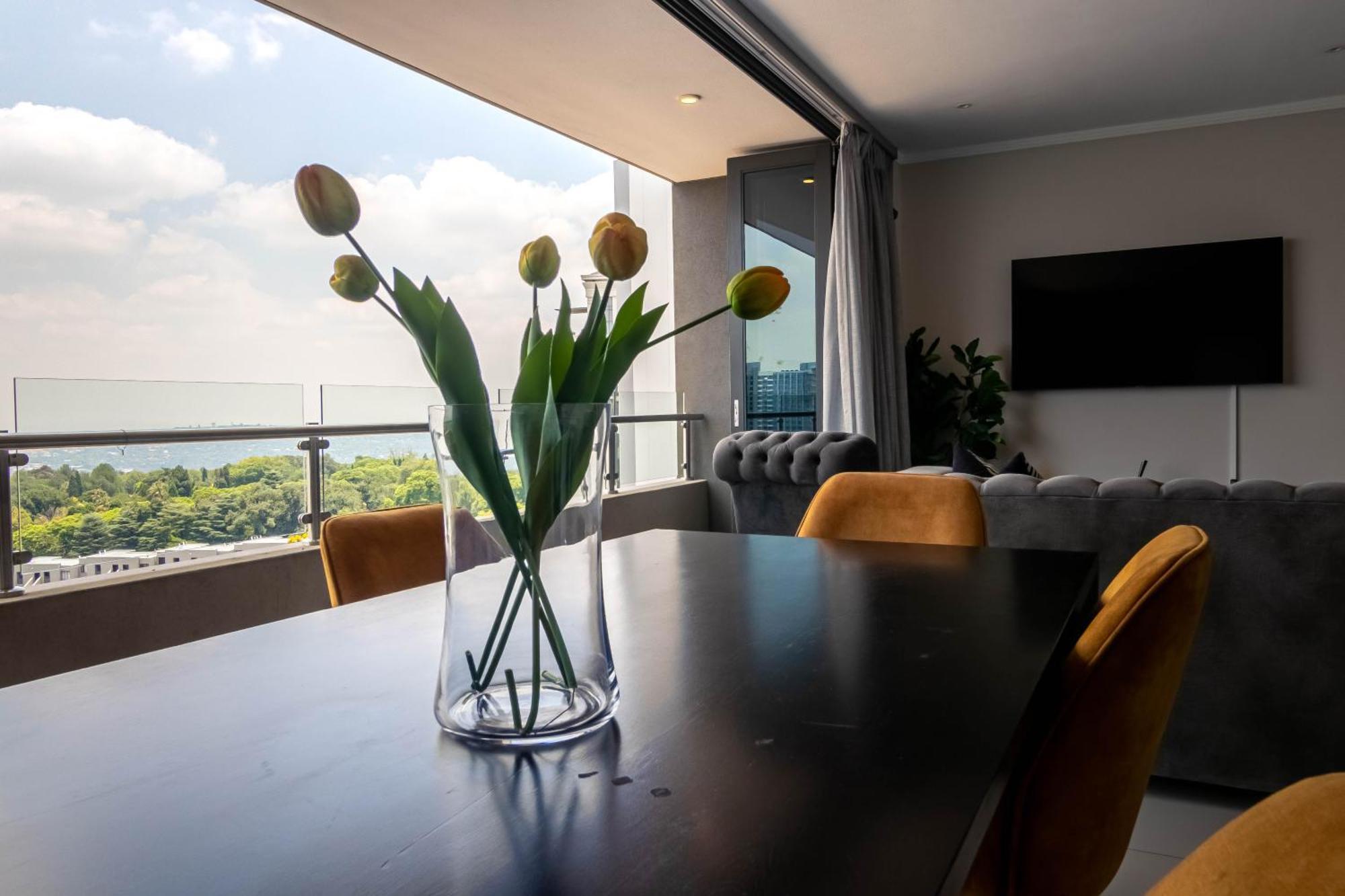 Cgrsa Apartments Sandton Johannesburg Buitenkant foto